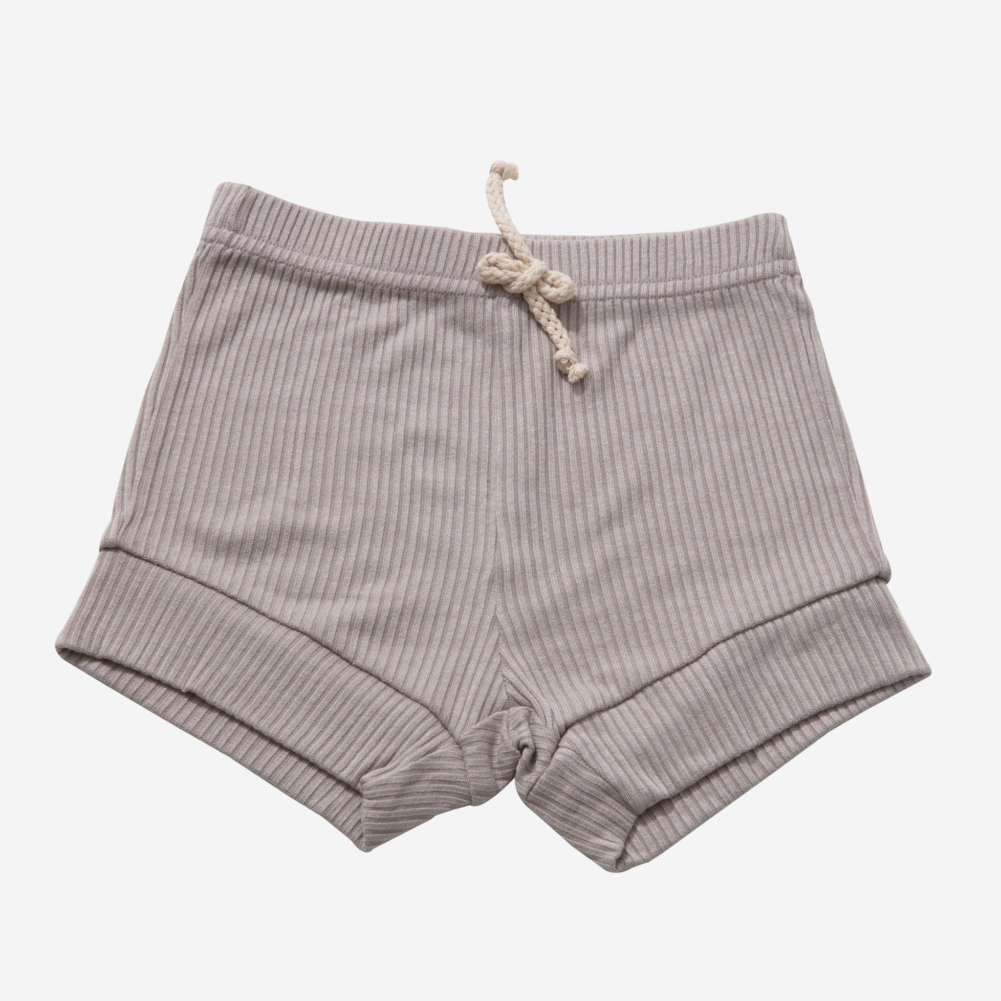 Ami Short 3