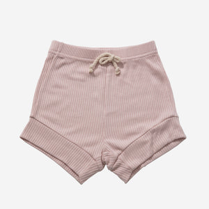 Ami Short 3