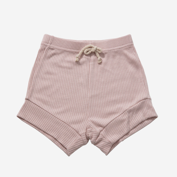 Ami Short 3